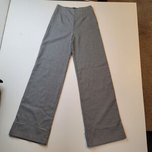 Forever 21 Pants XS Micro Houndstooth Wide Leg High Rise Cuffed Black White